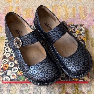 🍦HOST PICK🍦Alegria Paloma Mary Jane Metallic Button shoes EU 37 / US 7-7.5 VGUC